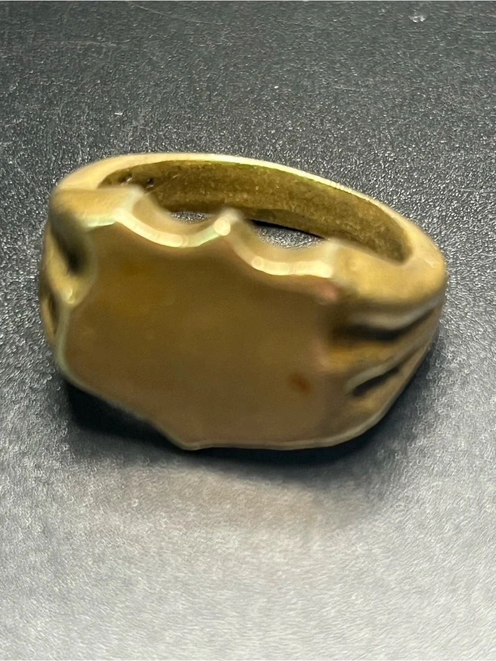 Vintage Gold Tone Signet Ring Hidden Eagle Crest Inside Signed L. Frost. Size 9